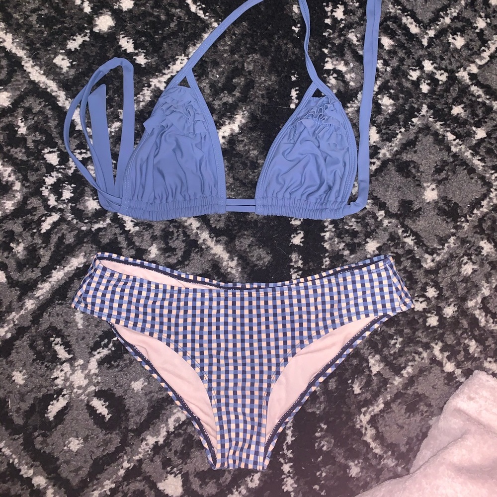 Xhilaration pink/blue bikini (top lg, bottoms md)